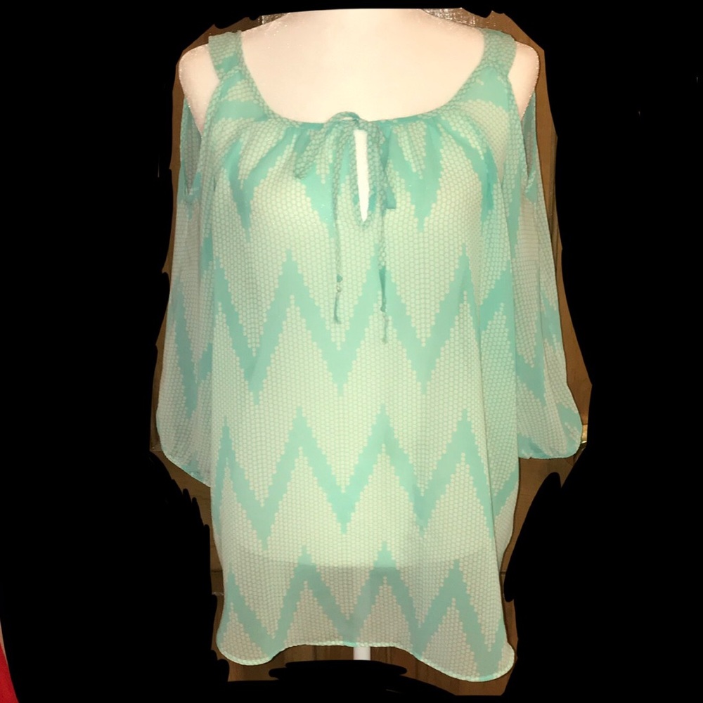 Maurices | Cold Shoulder See-Through Top | Size XL